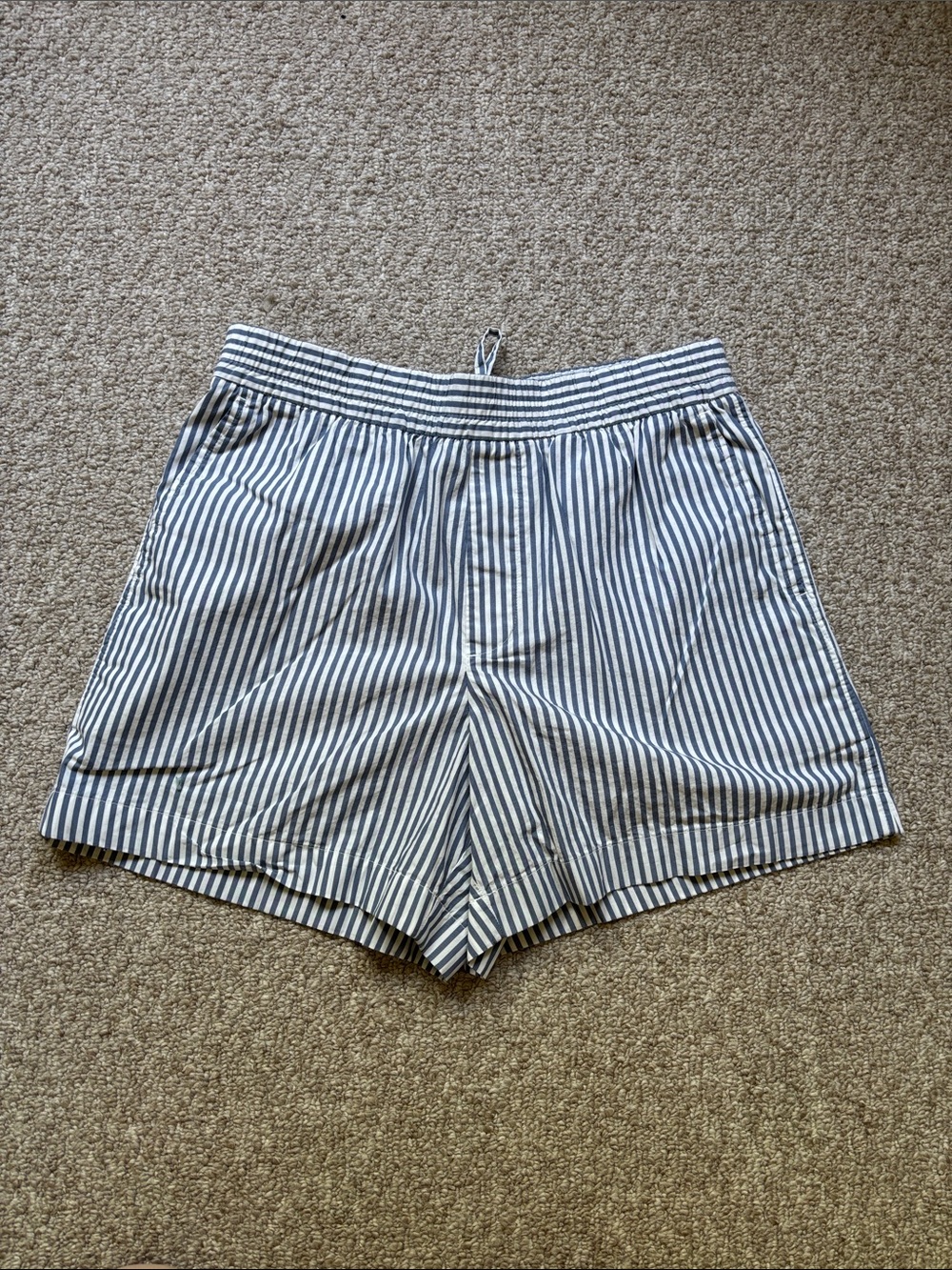 GAP Women's High Waist Striped Shorts - Navy and White